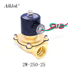 2W-250-25 عادة مغلقة 1 بوصة 12 فولت التحكم في المياه صمام الملف اللولبي